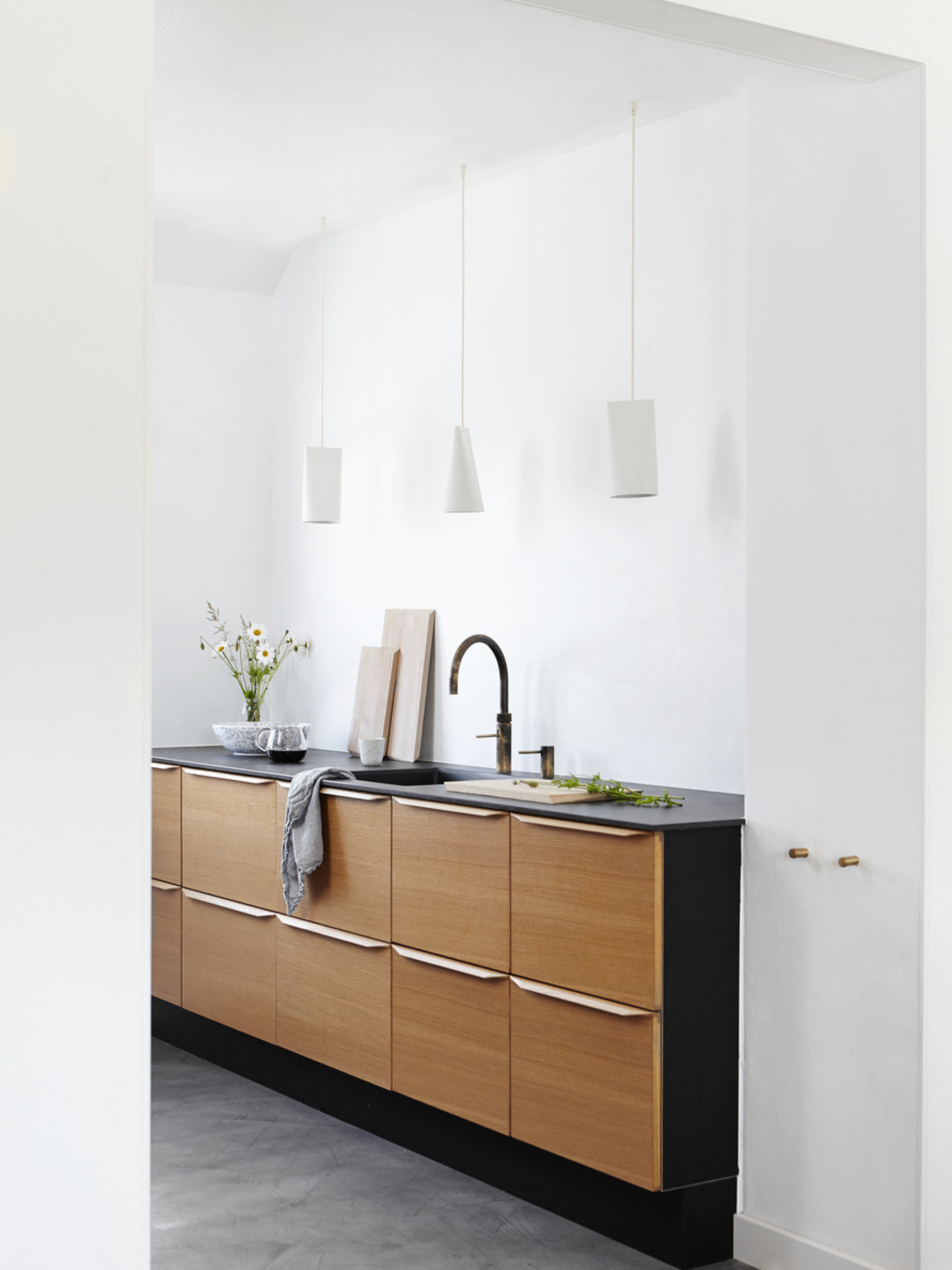 Keramik Hängeleuchte Schmal / Weiß