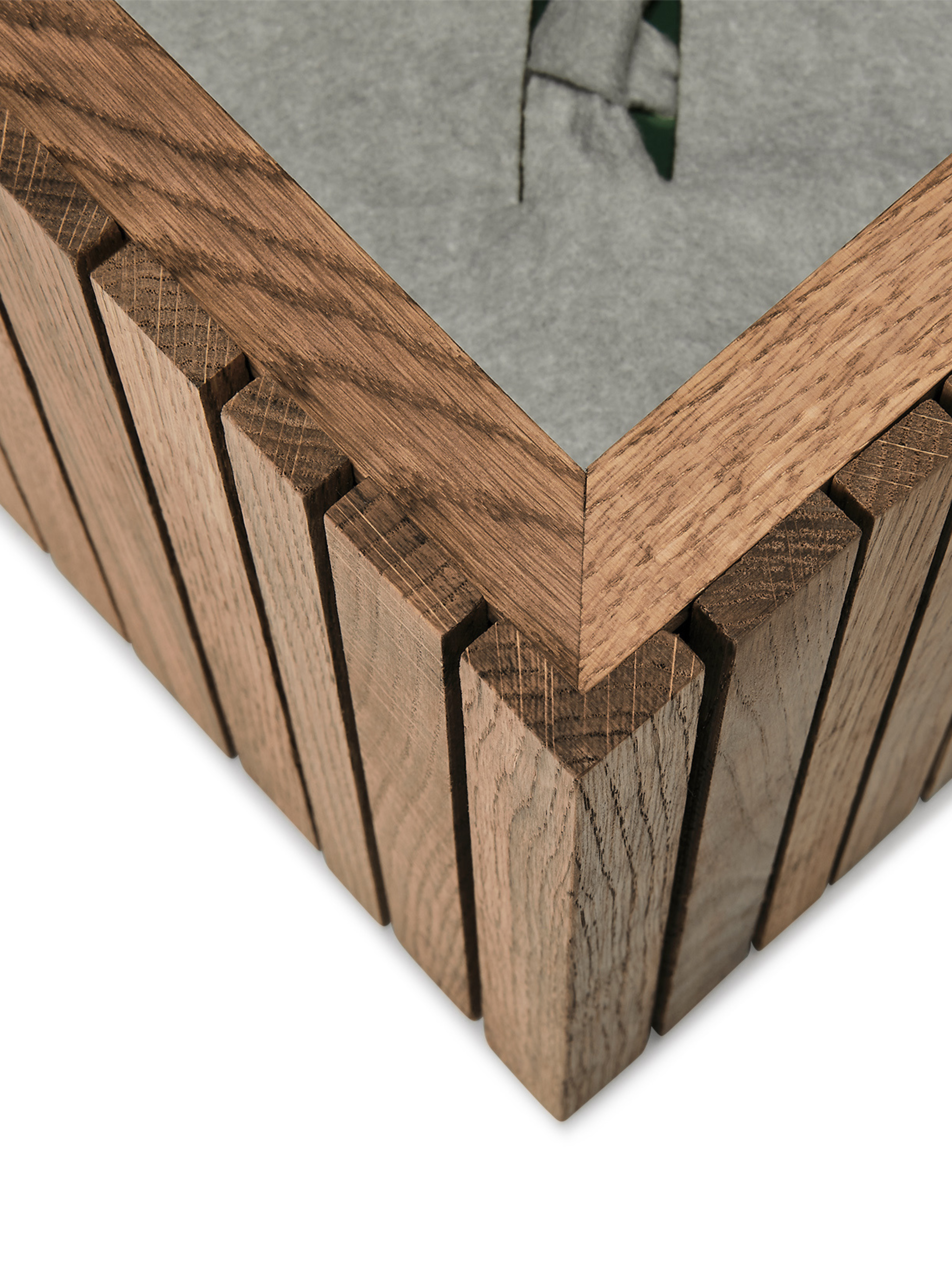 Self-Watering Planter GrowON - Dark Oak