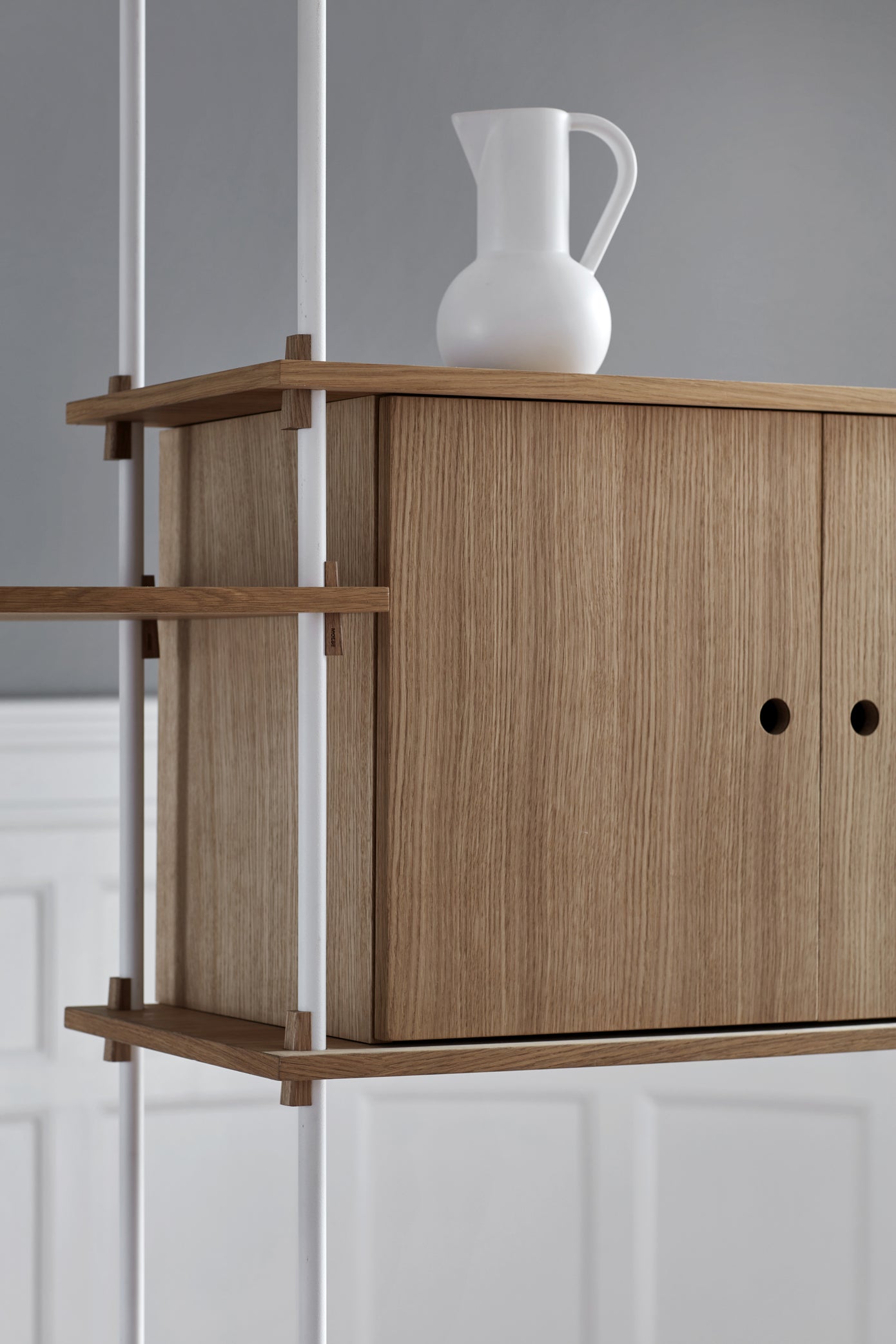 Regal 200.1.B / Weiß FSC-zertifizierte Eiche