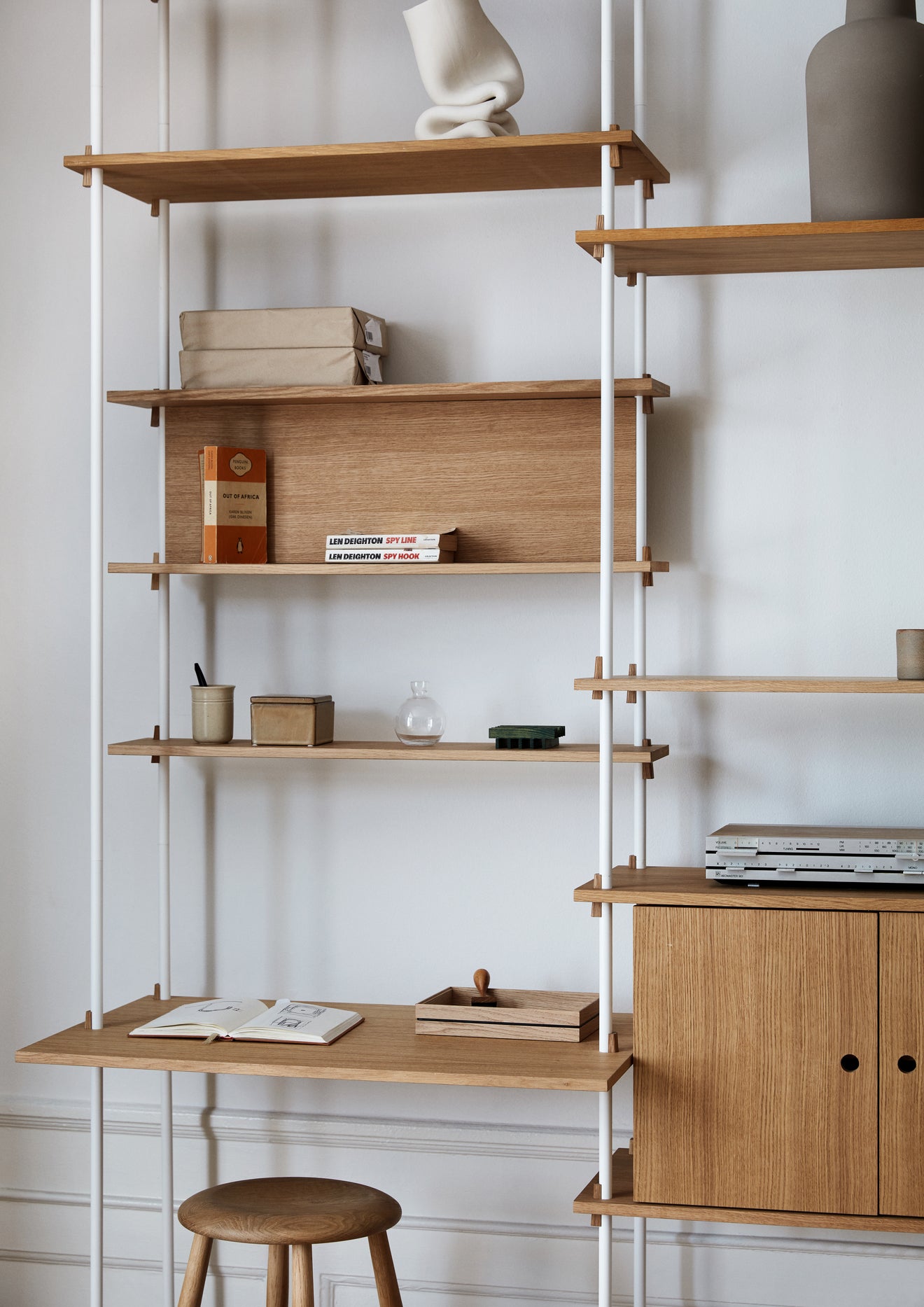Shelf 200.3.A / White FSC-Certified Oak