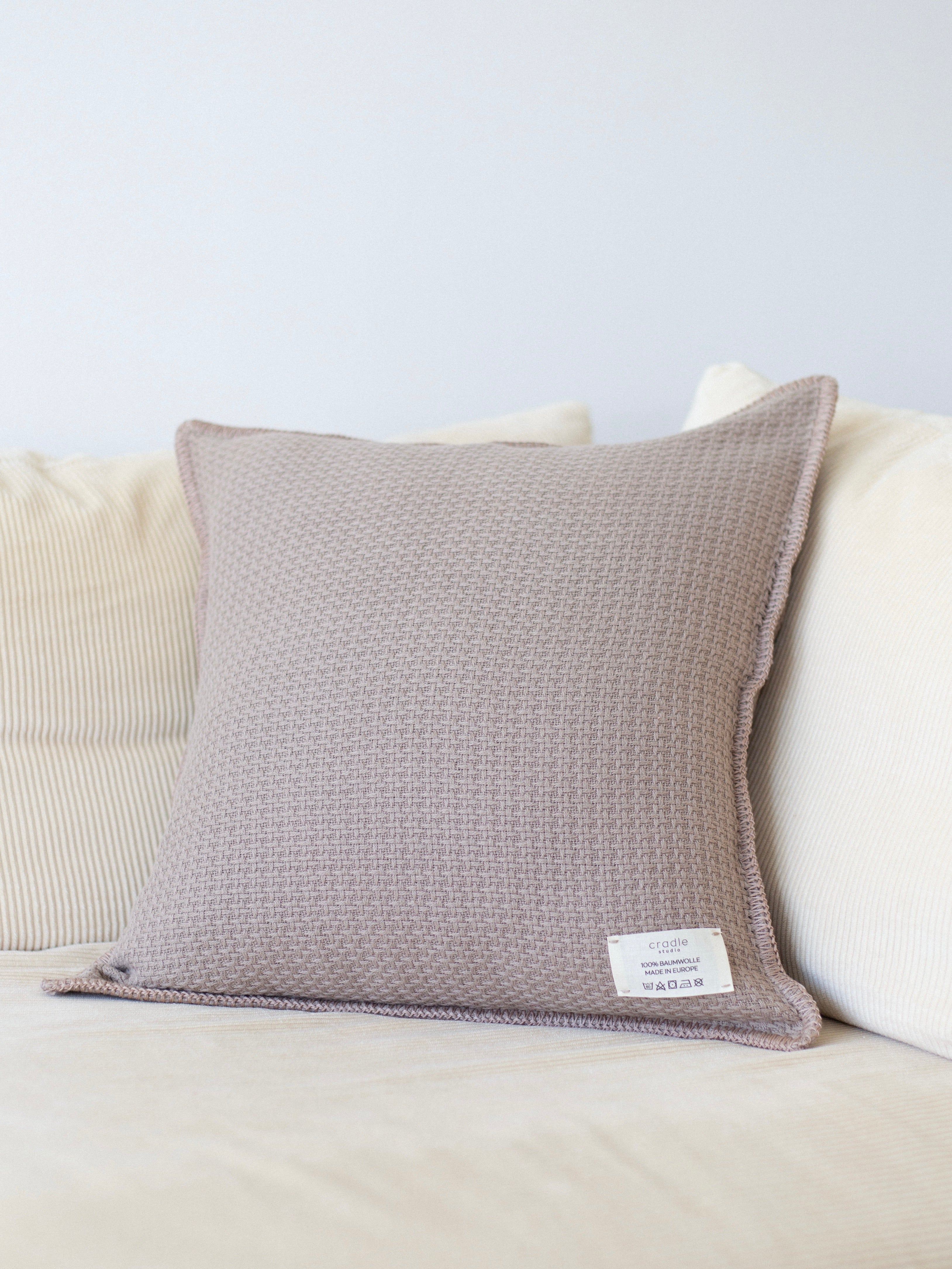 Knit Cushion / Cappuccino
