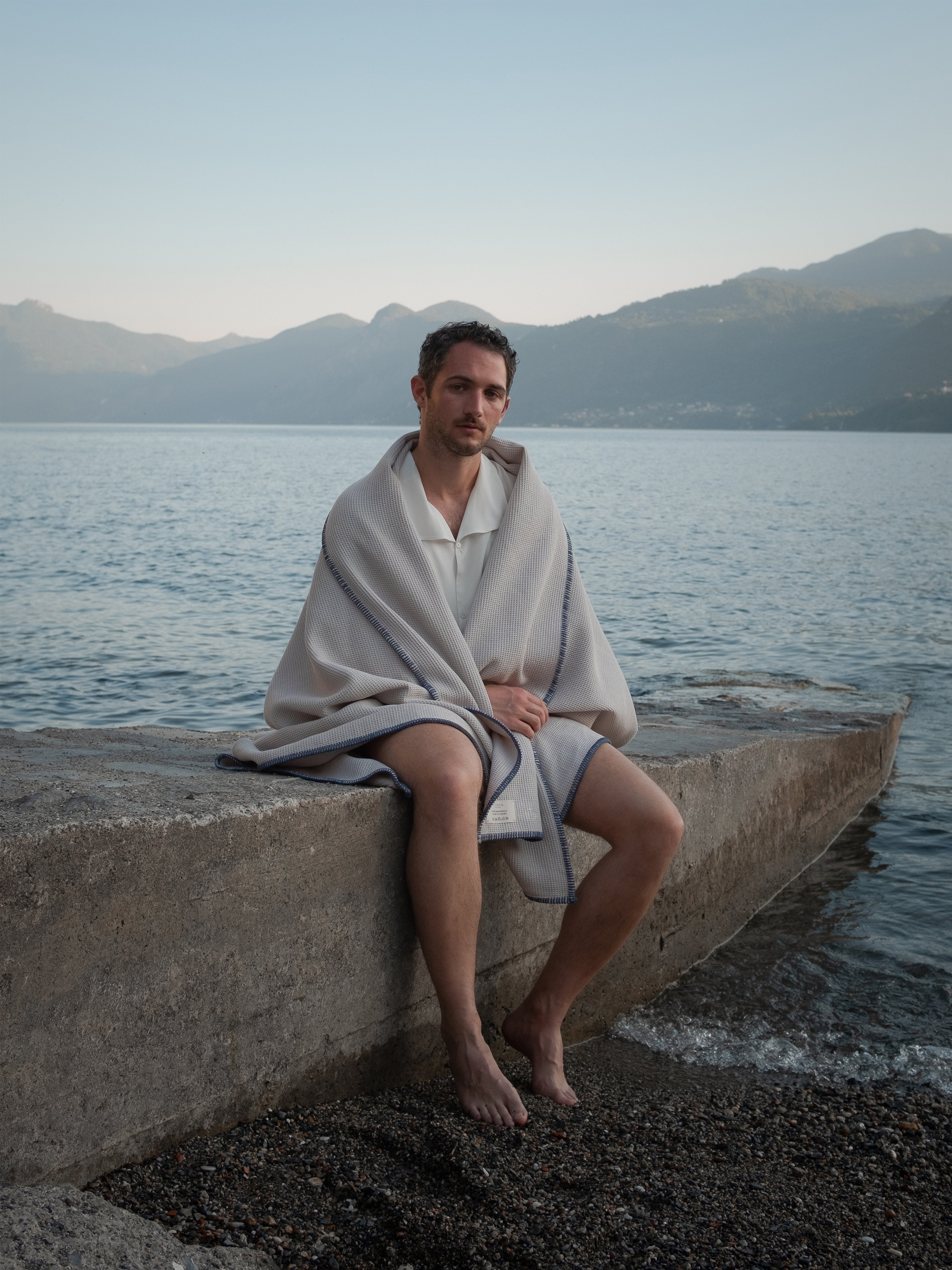 Piqué Blanket / Day At The Lake