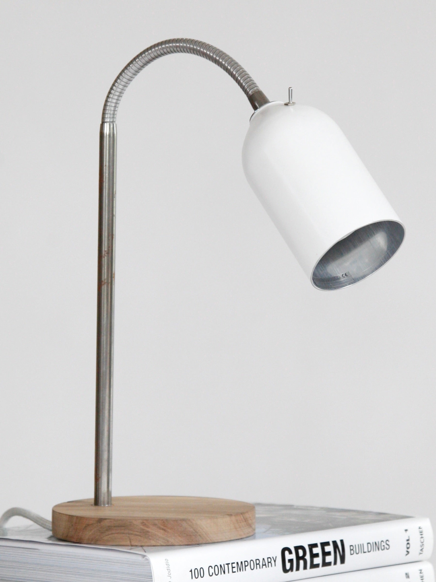 Upcycling Schreibtischlampe Firelight / Weiß